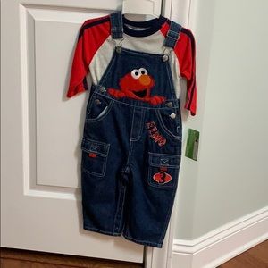 Elmo blue jean overalls and shirt